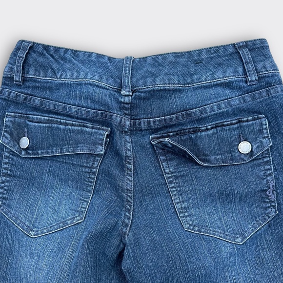 DAISY FUENTES Stretch Denim Capri Jeans Cuffed Mid Rise Rock Wash Blue Women 4 - Picture 6 of 9